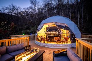 Romantic Geodesic Dome with Hot Tub, Perfect for Stargazing in Pipestem, West Virginia - 8
