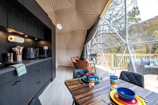 Romantic Geodesic Dome with Hot Tub, Perfect for Stargazing in Pipestem, West Virginia - 7