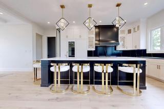 Luxurious Chalet with Stunning Niagara River Views near Niagara Falls, Fort Erie Ontario - Stevensville - 8