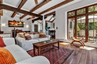 Charming Mountain Home with Expansive Deck Near Asheville in Black Mountain, North Carolina - Black Mountain - 9