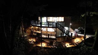 Unique Round Mountain Retreat with Firepit near Black Mountain, NC – Scenic Blue Ridge Getaway - Montreat - 5
