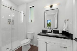 Charming Modern Farmhouse Tiny Home Retreat with Goats, Fishing Pond & Pool near Houston, Hempstead Texas - 2