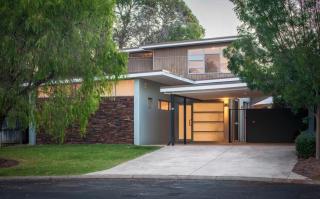 Breezy Bay Retreat - Family Haven near Town and Beach - 8