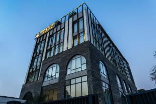 Emerald Luxe A Boutique Hotel Chandigarh Mohali - 9