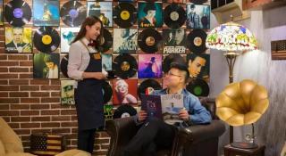 James Joyce Coffetel·Kaifeng Drum Tower - 4