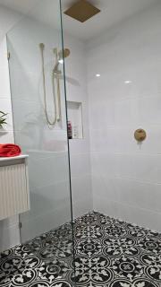 Welcoming home in quiet Mango Hill location - 3