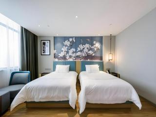 Magnotel Hotel Dongxing Guomen Port - 8