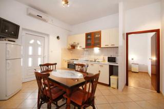 Villa Rosanda Apartments - Trogir - 4