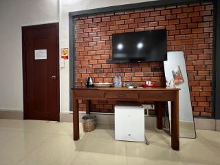 Spacious Khmer Villa - Pool - Fast Wi-Fi - 6