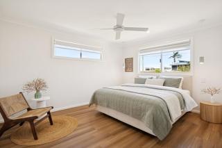 Scarp n Sea, Sauna Views & Serene Coastal Comfort - 9