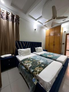 Deans Guest House - 4