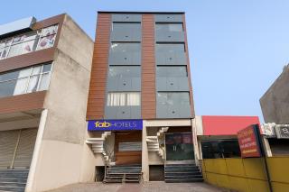 FabHotel Red Ark Inn - 7