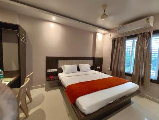 Hotel HTN Stay Puri Near Golden Beach and Temple - Air-Conditioned With Lift #wi-fi And Parking Facilities - Spacious Room - Prime Location Book It Early - 5