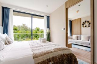 Laya Resort Garden Escape- Tropical Serenity Suite - 2