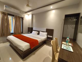 Hotel HTN Stay Puri Near Golden Beach and Temple - Air-Conditioned With Lift #wi-fi And Parking Facilities - Spacious Room - Prime Location Book It Early - 9