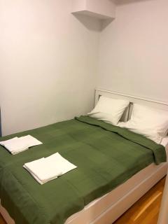 Top Floor Corner Apartment 66 Sq Ft with 2 Bedrooms - 7