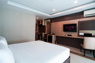 GLOW Pattaya - 1