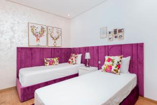 Stylish 3BR, 2BA with Pool View - 1