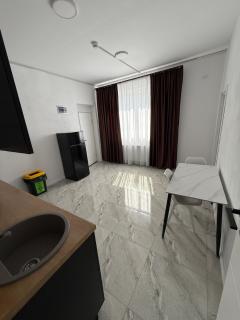 Ap7 -3 min from Christmas Market curte parcare - 4