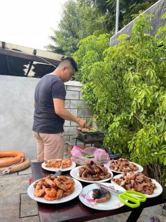 Golden Eagle Homestay - 1