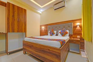 FabHotel Amutham Residency - 6