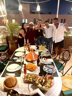 "LE 21", EXCLUSIVE LUXURY DUPLEX 400m FROM JEMAA EL FNA PLACE -HAMMAM-JACUZZI-KOUTOUBIA VIEW-ROOF TERRACE -SPEED WIFI - 8