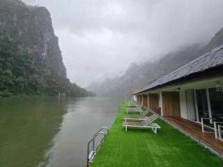 Ou river house resort - 2