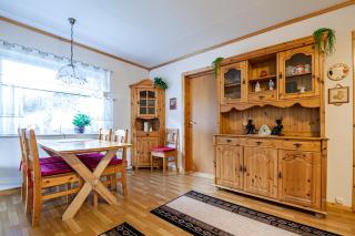 Valen Retro Home, Reine - 2