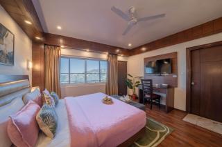 Perfectstayz Premium The Pride at mall road - 2