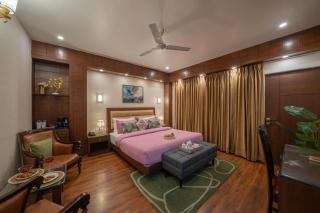 Perfectstayz Premium The Pride at mall road - 4