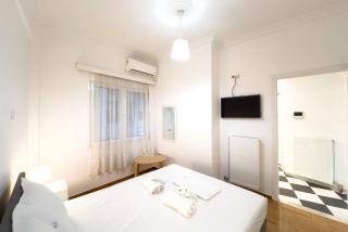 Art & Comfort Apartment in Athens - Athens - 5