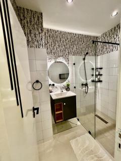 Studio B living - 7