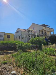 Apartment Antica Ground Floor Sleeps 5 - 9