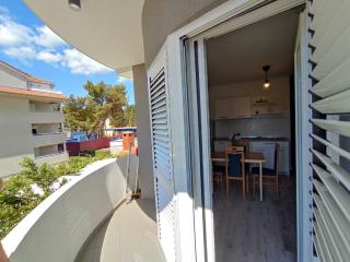apartments Villa Ivana by GLOBTOUR - Biograd na Moru - 3