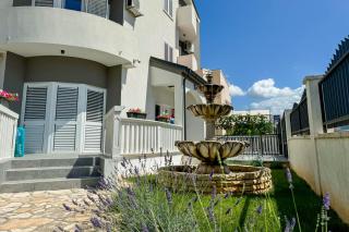 apartments Villa Ivana by GLOBTOUR - 8