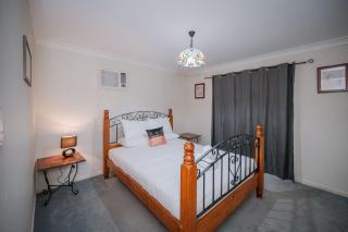 Spacious 4-Bedroom Rural Retreat in Moonbi & Bring Your Horses! - 2