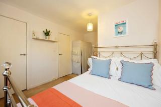 Veeve - Little Lancaster - 6