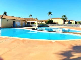 La maison de Lolita-Piscine-Parking-Jardin-acces Canal - 9