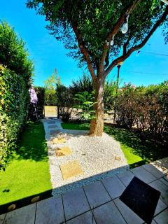 La maison de Lolita-Piscine-Parking-Jardin-acces Canal - 5