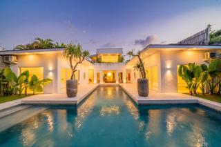 Bel Mondo Villa Pererenan - 0