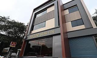 FabHotel Prime Ascent Star Inn - 9