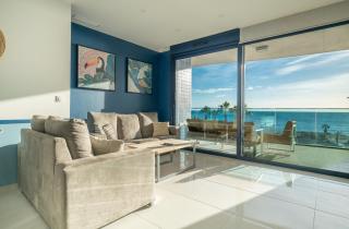 Sea Breeze Apartment - 9