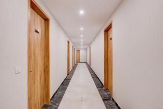 Raasha Hotel & Banquet - 8