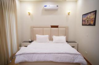 Luxury Fully Furnished 5 Marla House in DHA Phase 9 town - 9