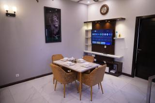 Luxury Fully Furnished 5 Marla House in DHA Phase 9 town - 6