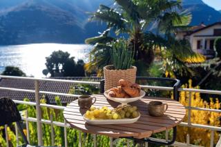 Once in a Lifetime - by MyHomeInComo - 5