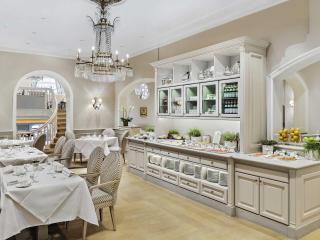 Fairmont Hotel Vier Jahreszeiten - 2