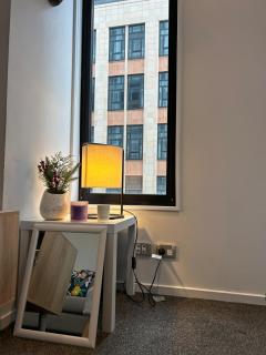 Auckland CBD Apartment with Sky Tower View - 7