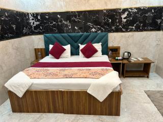 Hotel Jyoti Stay Inn 10 Min to Ram Tample - 1