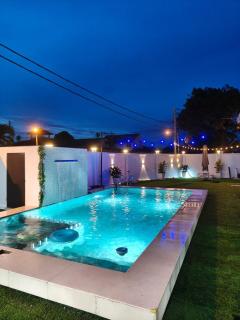 Calm Stay Cottage Private pool Homestay Dungun - 2